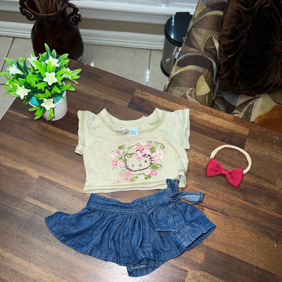 Hello Kitty Build a Bear Camo Top and Skirt Set - Picture 7 of 7